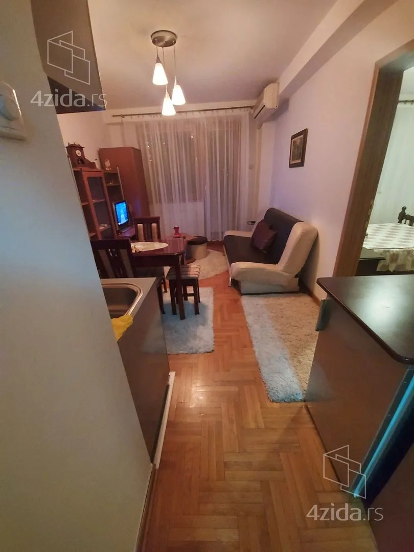Jednosoban stan, 39 m², Medijana