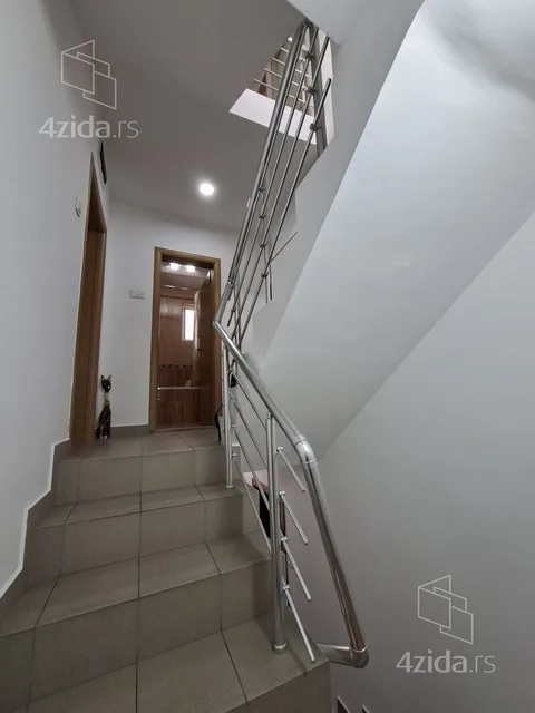 3-etažna kuća na prodaju, Nušićeva 10b
