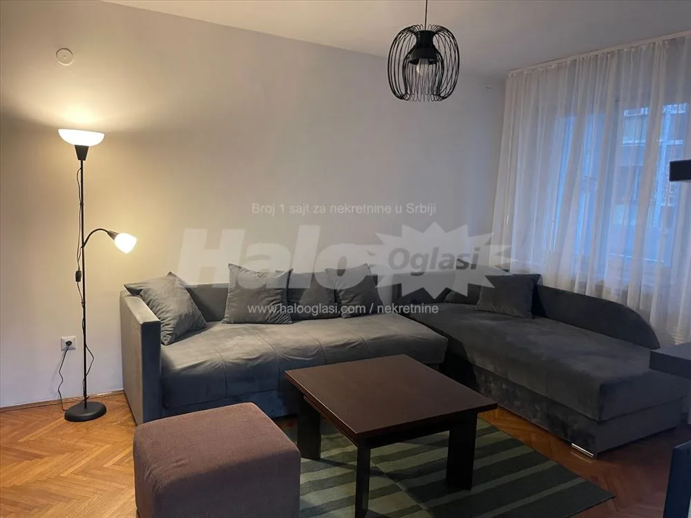 Jednoiposoban stan, 48 m², Kalenić