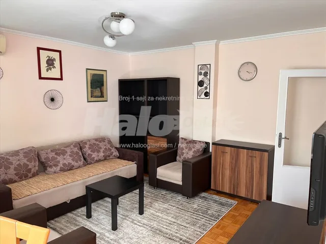 Dvosoban stan, Blok 37, 62m²