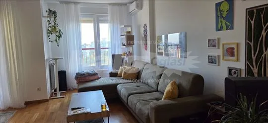 Трёхкомнатная квартира, 84 м², Степа-Степанович