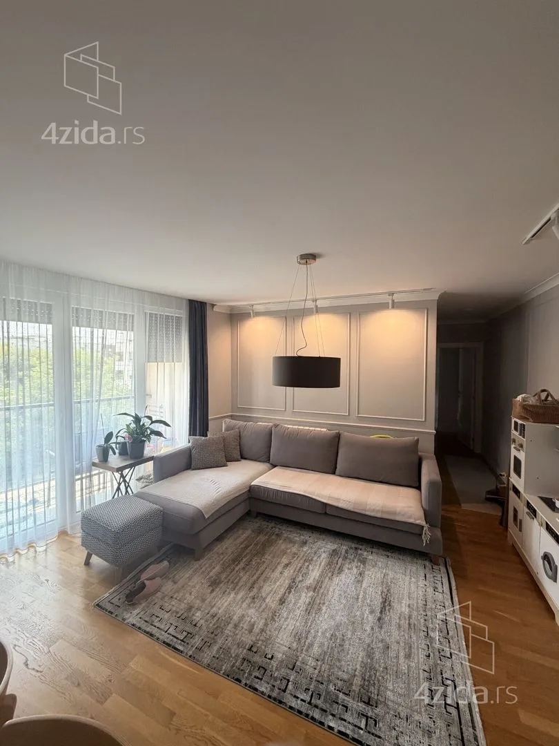 Dvoiposoban stan, 75 m², Liman