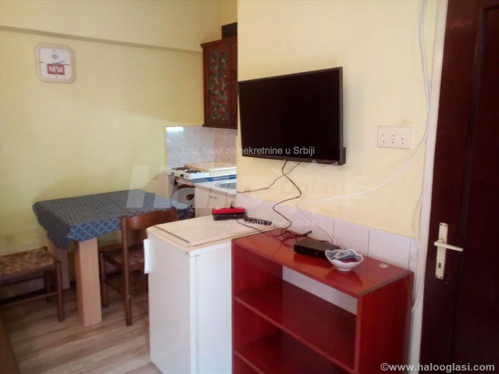 Jednosoban stan, 18 m², Stari grad