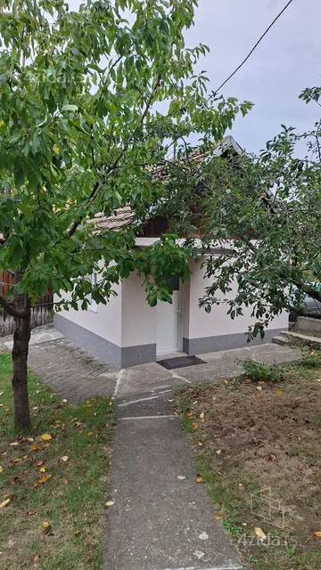 1-etažna kuća za izdavanje, Železnik