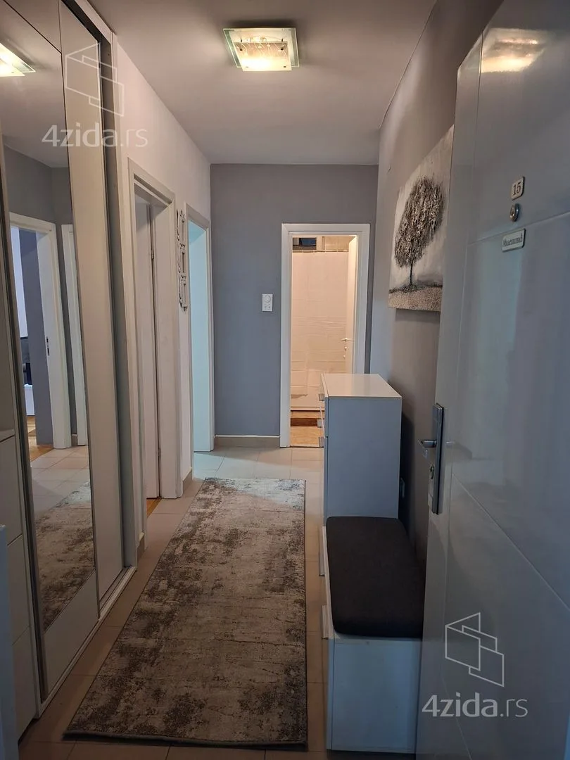 Dvoiposoban stan, 63 m², Medijana