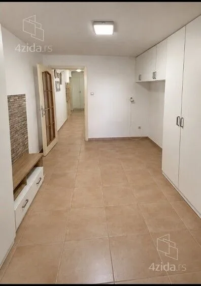 Jednosoban stan na prodaju, Iva Ćipika 6
