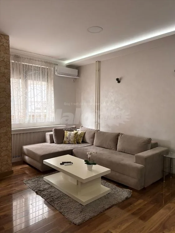 Двухкомнатная квартира, 64 м², Професорска-Колония