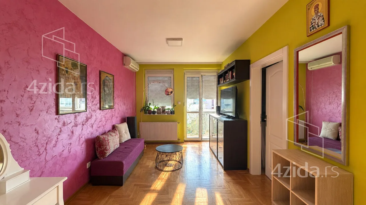 Jednoiposoban stan, 39 m², Detelinara