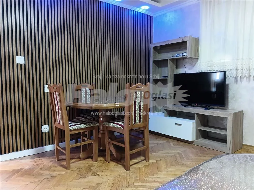 Трёхкомнатная квартира, 65 м², Борча