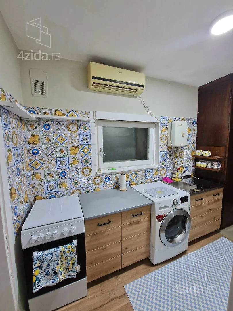 Garsonjera, 30 m², Centar