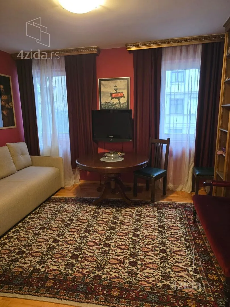 Dvosoban stan, 42 m², Savski venac