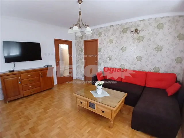 Izdavanje stana u centru Niša