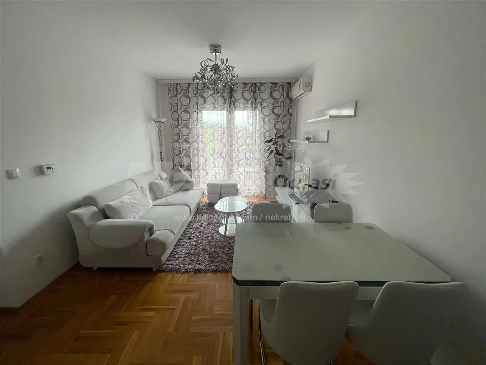 2,5-комнатная квартира, 54 м², Горни-Град