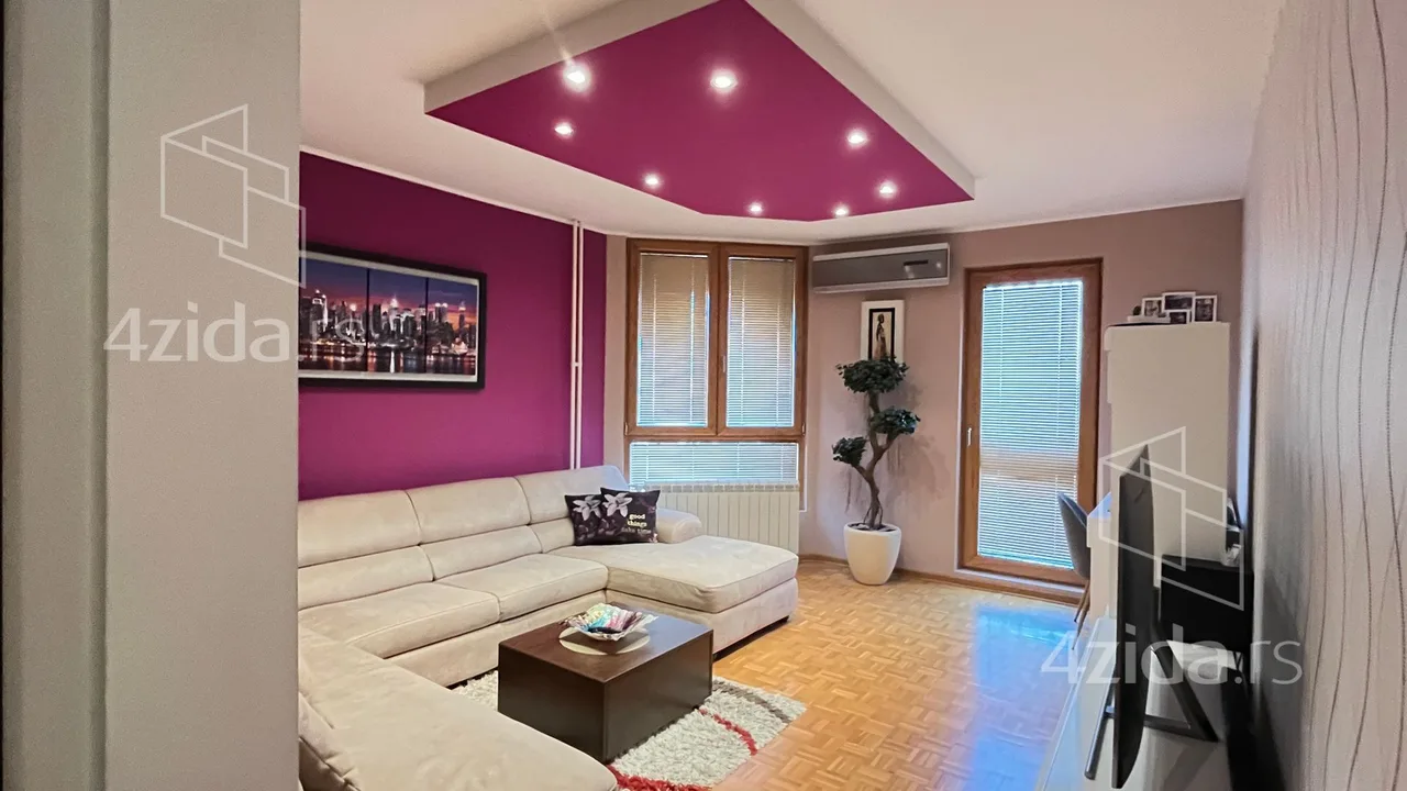Dvosoban stan, 66 m², Vidikovac