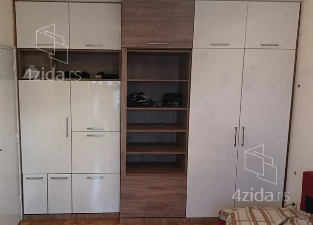 Garsonjera za izdavanje, Visokog Stevana 30