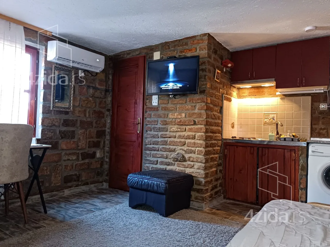 Garsonjera, 25 m², Višnjička banja