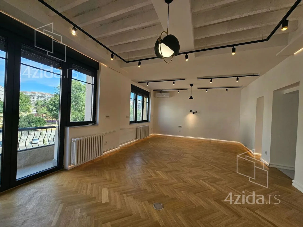 Jednosoban stan, 50 m², Savski trg
