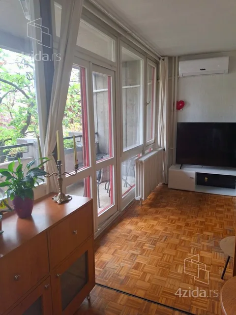 Dvoiposoban stan na prodaju, Bulevar Arsenija Čarnojevića