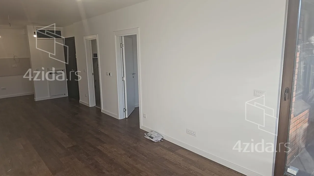 Jednoiposoban stan, 45 m², Blok 72