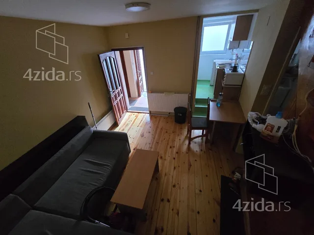 Jednoiposoban stan za izdavanje, Stanka Vlasotinčanina 14
