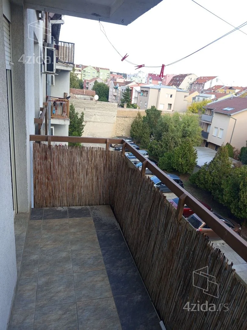 Jednoiposoban stan, 41 m², Grbavica