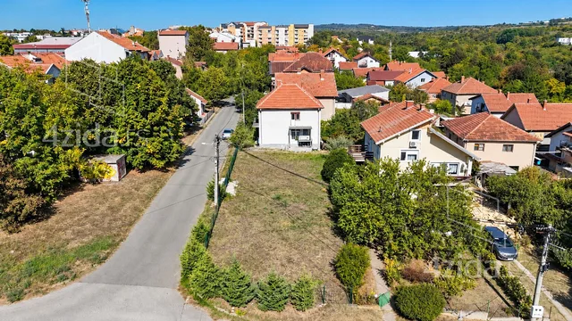 2-etažna kuća na prodaju, Drvarska 5