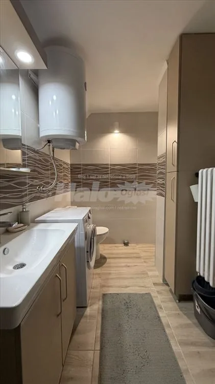 Dvosoban stan, 58 m², Železnik