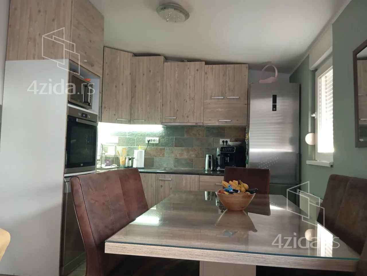 Четырёхкомнатная квартира, 75 м², Телеп