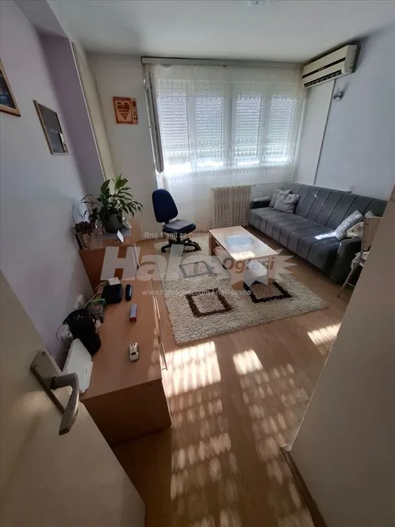 Двухкомнатная квартира, 40 м², Центр