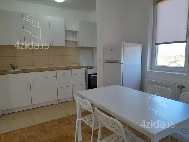 Jednoiposoban stan za izdavanje, Kralja Milana Iv 80