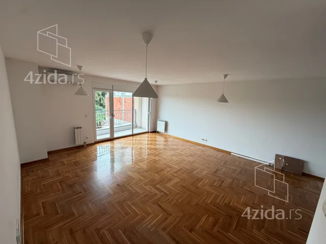 Jednosoban stan za izdavanje, Vojvode Stepe 327